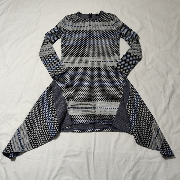 Wai Ming Dress - Picture 4 of 6